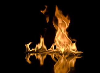 Czy zapalniczka może sama się zapalić?