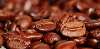 Jak długo trzeba piec modelinę?