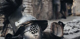 Jak nazywa się główny bohater serii auta na start?