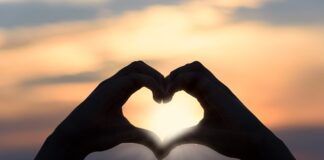 Jak podpisać Piórnik?