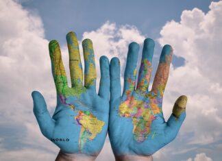 Dlaczego 7 letnie dziecko wkłada palce do ust?